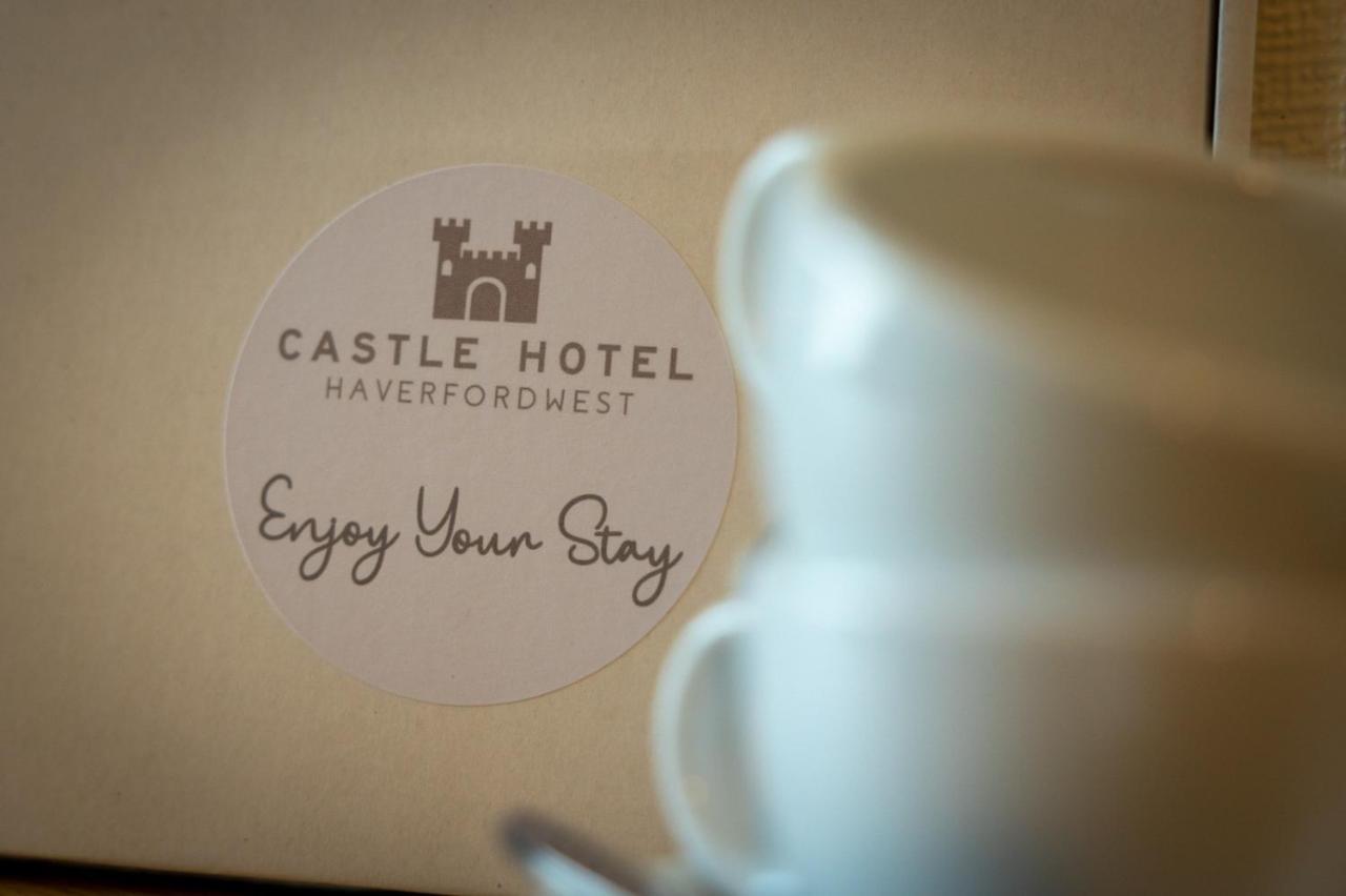 Castle Hotel Haverfordwest Esterno foto